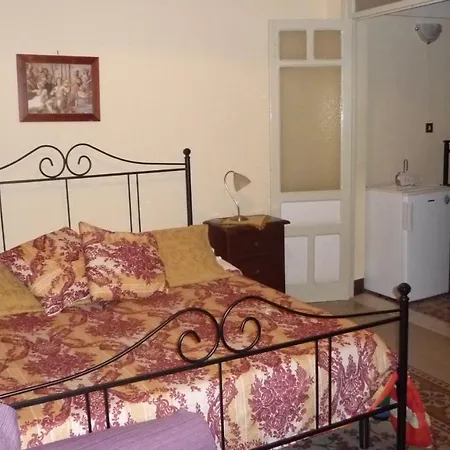 בית הארחה Vecchia Carrucola קאריני