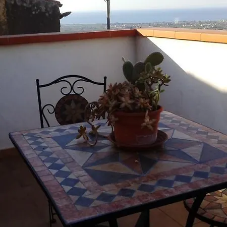 בית הארחה Vecchia Carrucola קאריני