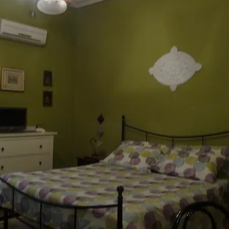 בית הארחה Vecchia Carrucola 3*